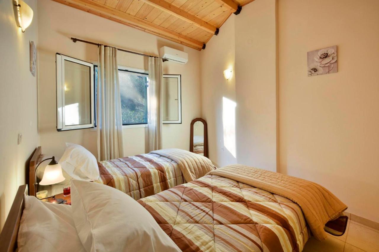 Sunset Cottage Paramonas  Luaran gambar